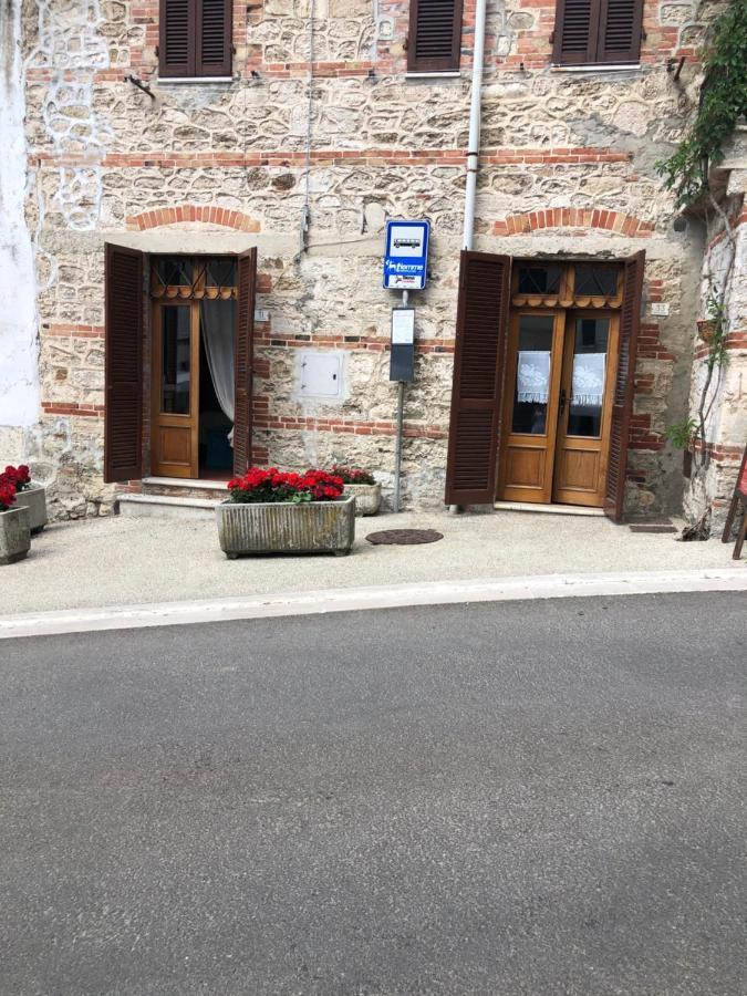 La Casa Di Popy Lägenhet Bagni San Filippo Exteriör bild